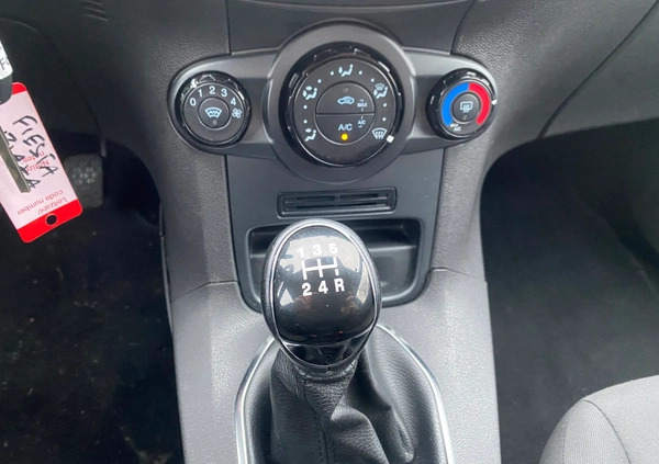Ford Fiesta cena 29900 przebieg: 172621, rok produkcji 2013 z Czyżew małe 92